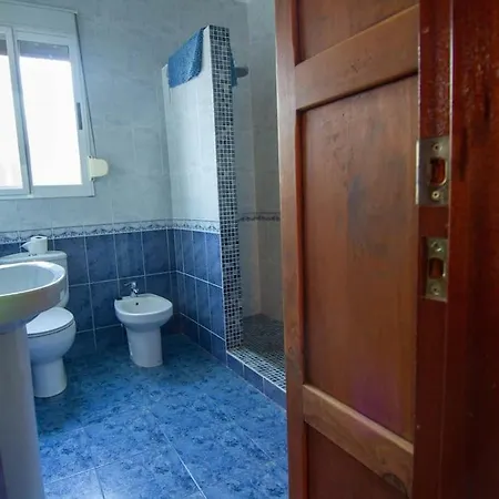 Charming House With Private Tennis Court And Pool