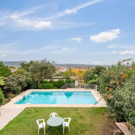 Charming House With Private Tennis Court And Pool Villa