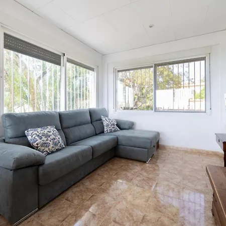 Charming House With Private Tennis Court And Pool *